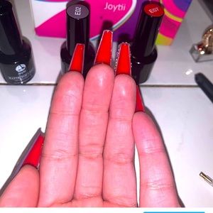 Red bottom press on nails